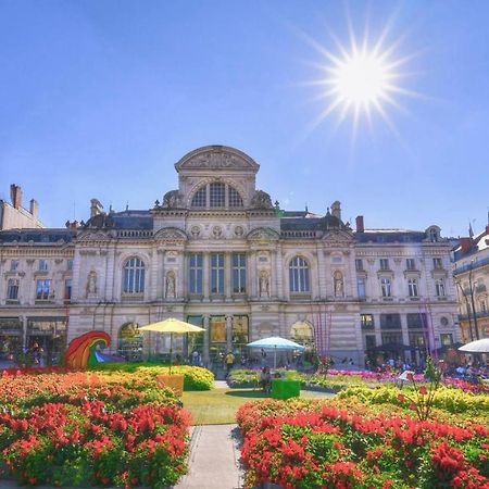 Bienvenu En Anjou Angers Exterior foto